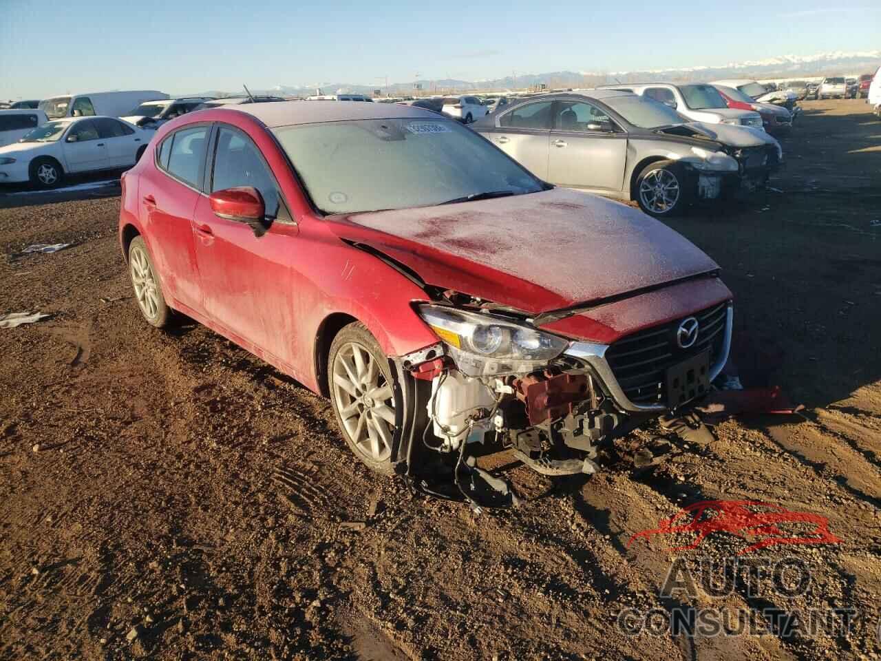 MAZDA 3 2018 - 3MZBN1L33JM190426