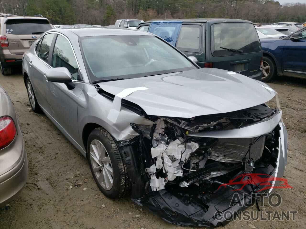 TOYOTA CAMRY 2021 - 4T1C11AK1MU549362