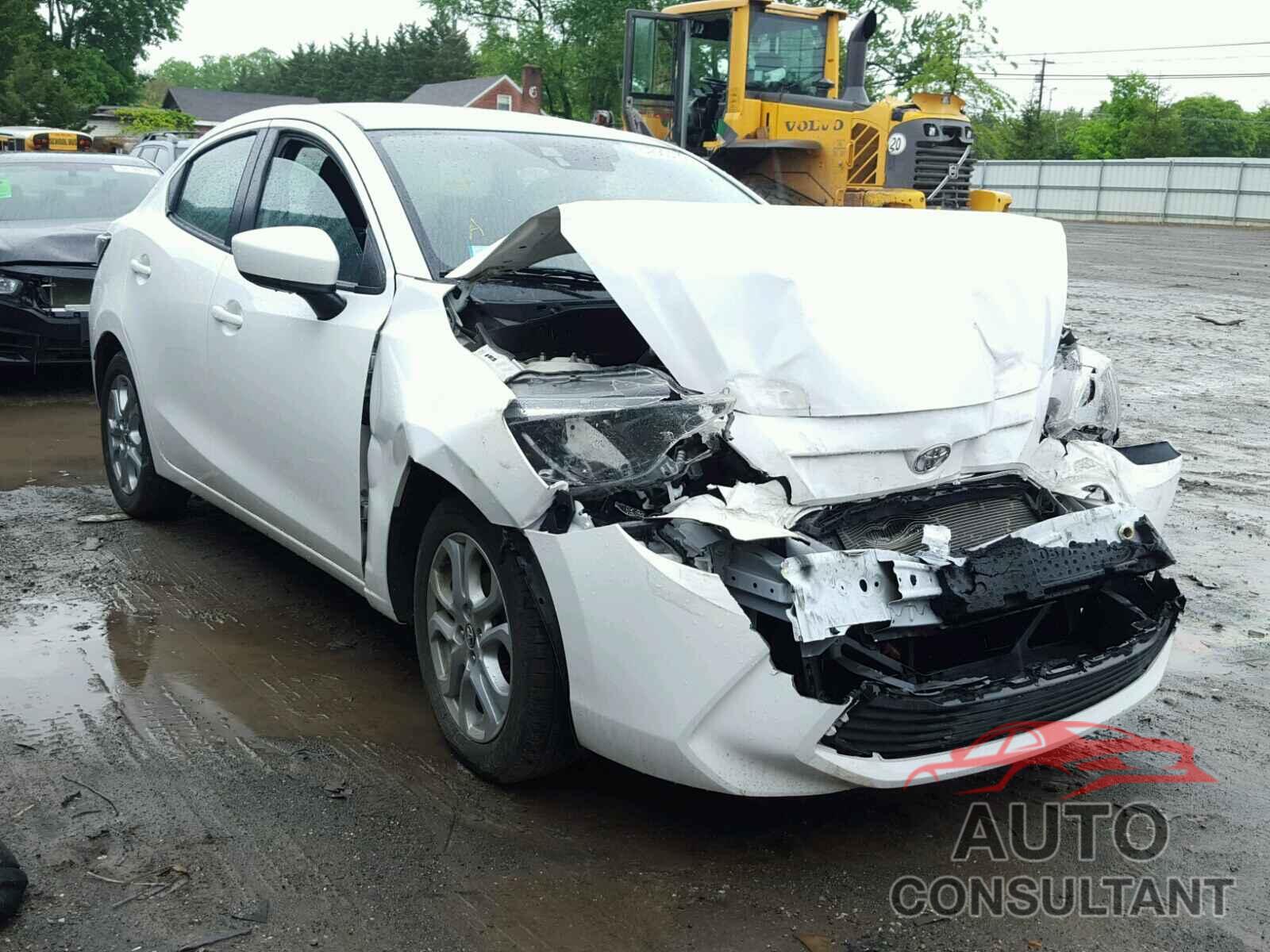 TOYOTA YARIS 2017 - 3MYDLBYV7HY166393