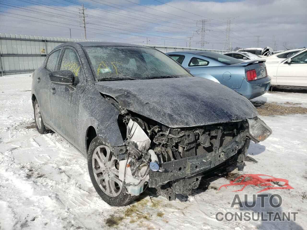 TOYOTA YARIS 2017 - 3MYDLBYVXHY170289