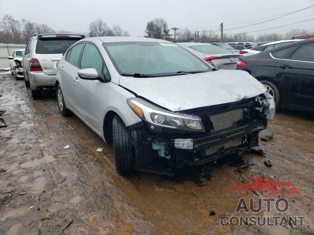 KIA FORTE 2018 - 3KPFK4A73JE190182