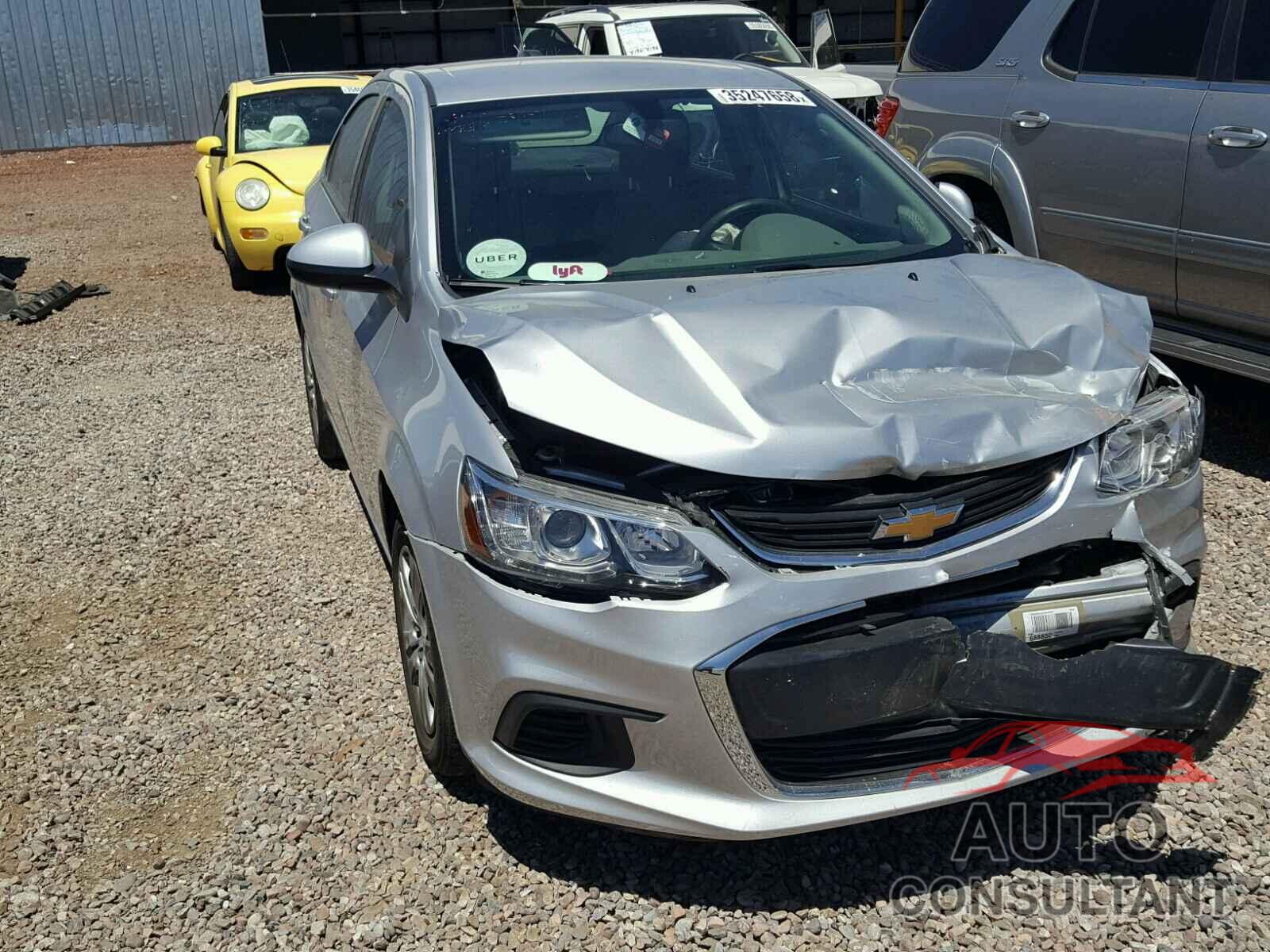 CHEVROLET SONIC 2017 - 1G1JB5SHXH4142383