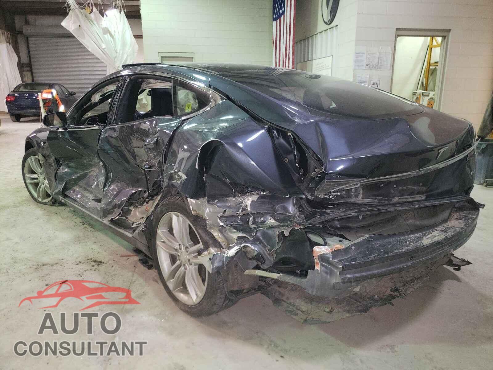 TESLA MODEL S 2016 - 5YJSA1E22GF129276