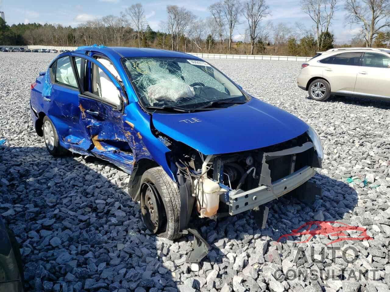 NISSAN VERSA 2017 - 3N1CN7AP2HL826546