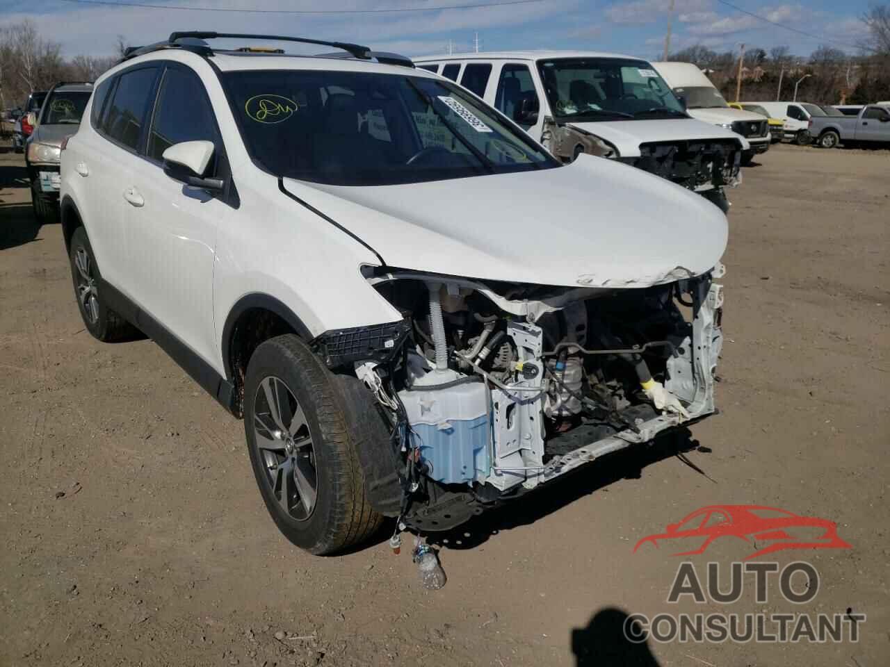 TOYOTA RAV4 2017 - JTMRFREV5HD218339