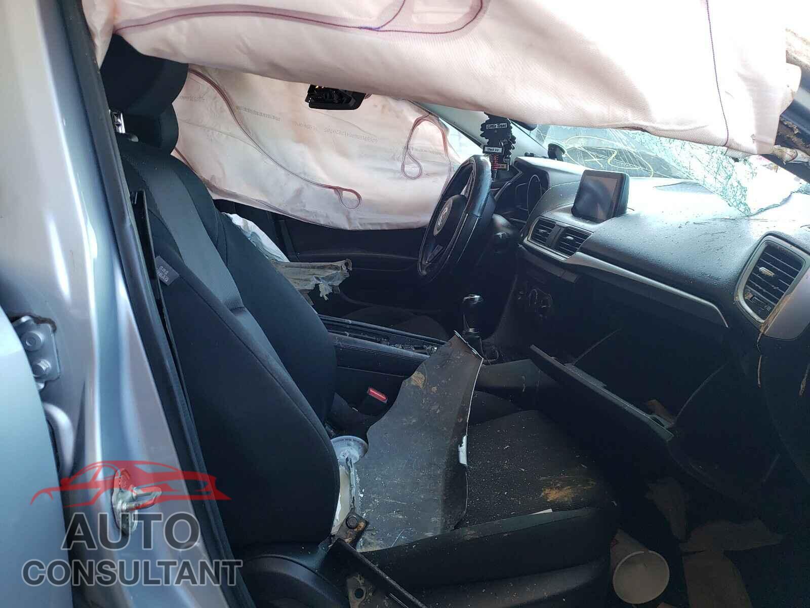 MAZDA 3 2017 - 3MZBN1K74HM150452
