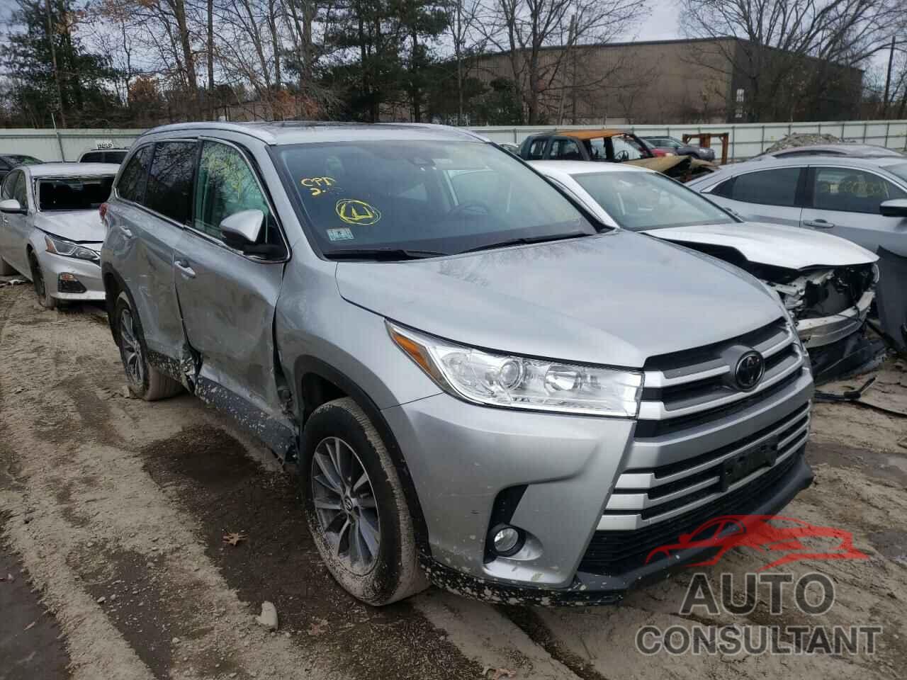 TOYOTA HIGHLANDER 2019 - 5TDJZRFH3KS589573