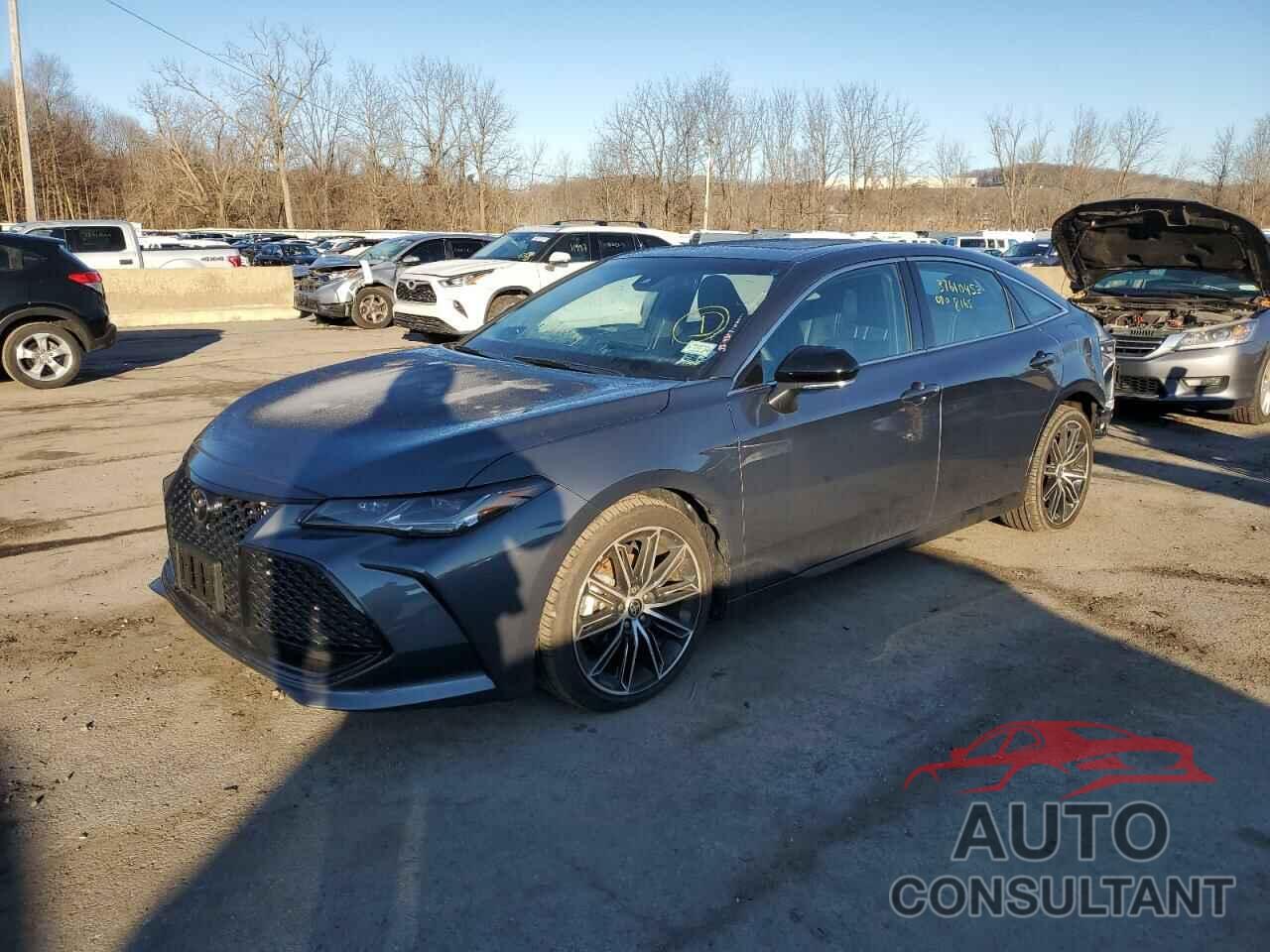 TOYOTA AVALON 2022 - 4T1GZ1FB3NU082787