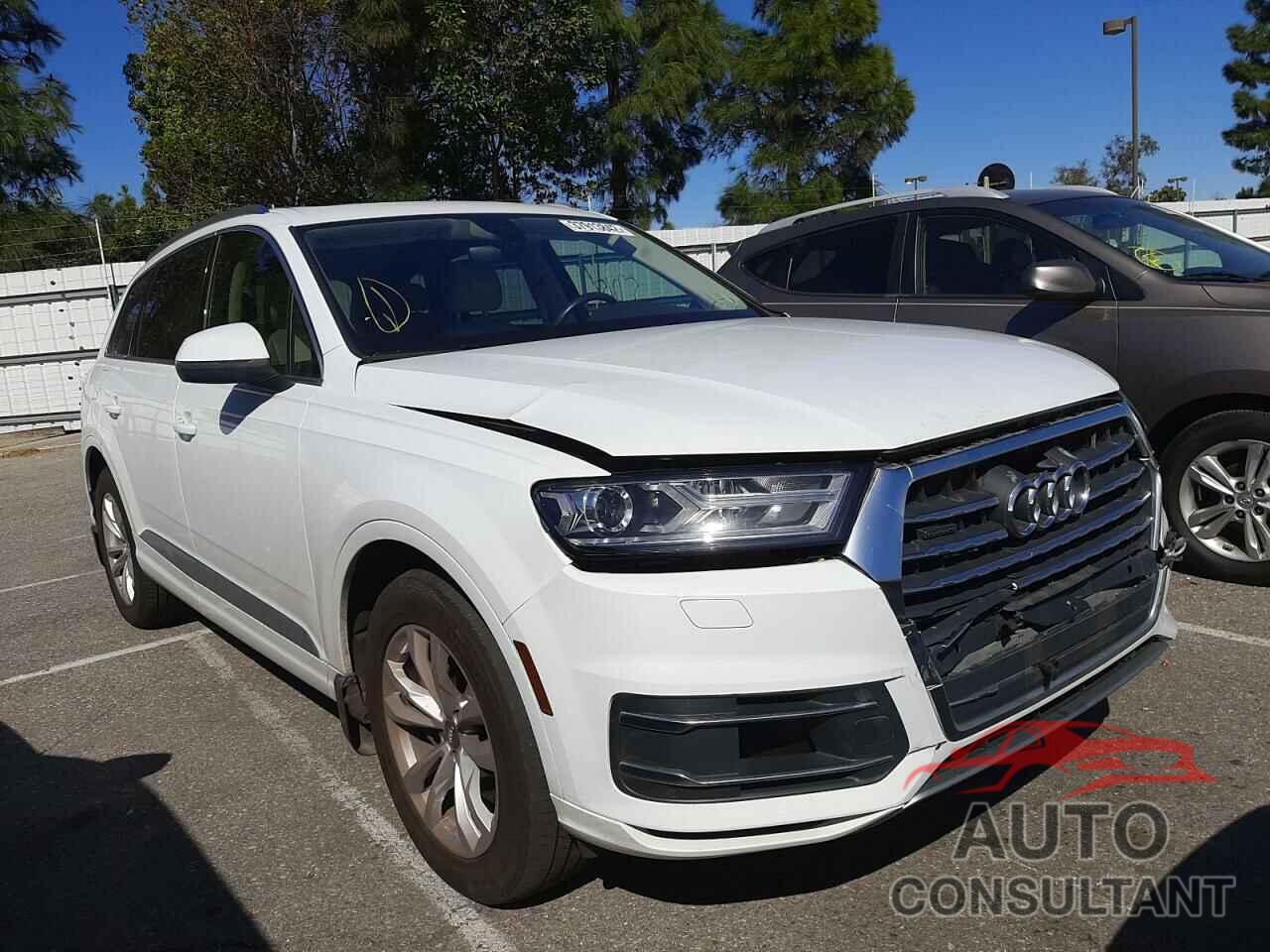 AUDI Q7 2018 - WA1LAAF73JD014080