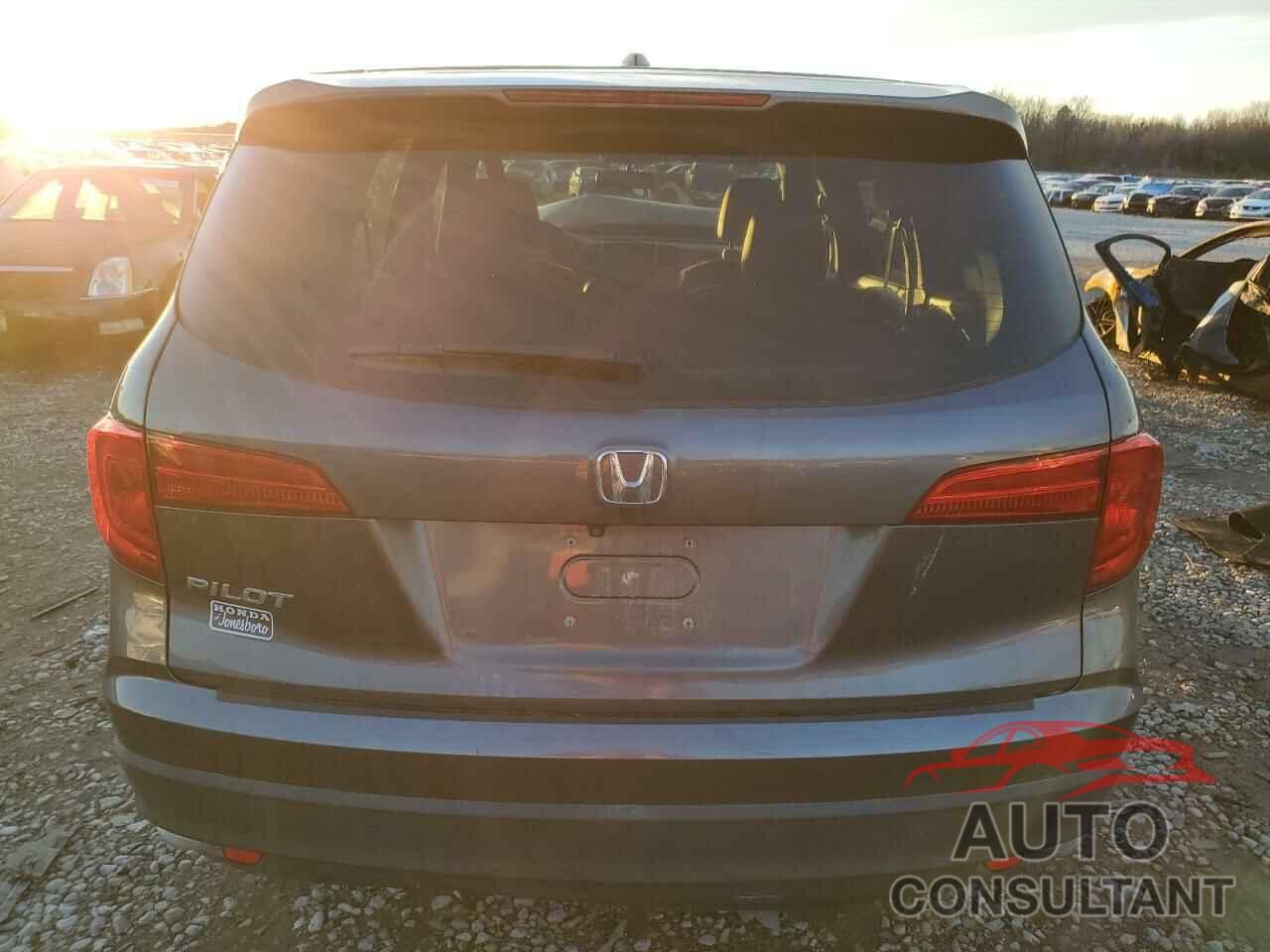 HONDA PILOT 2017 - 5FNYF5H59HB021571