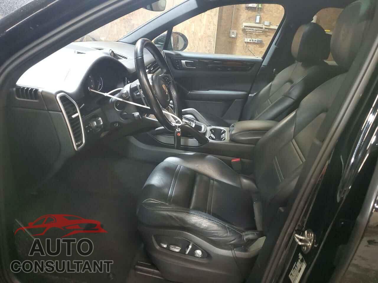 PORSCHE CAYENNE 2019 - WP1AA2AY2KDA14249