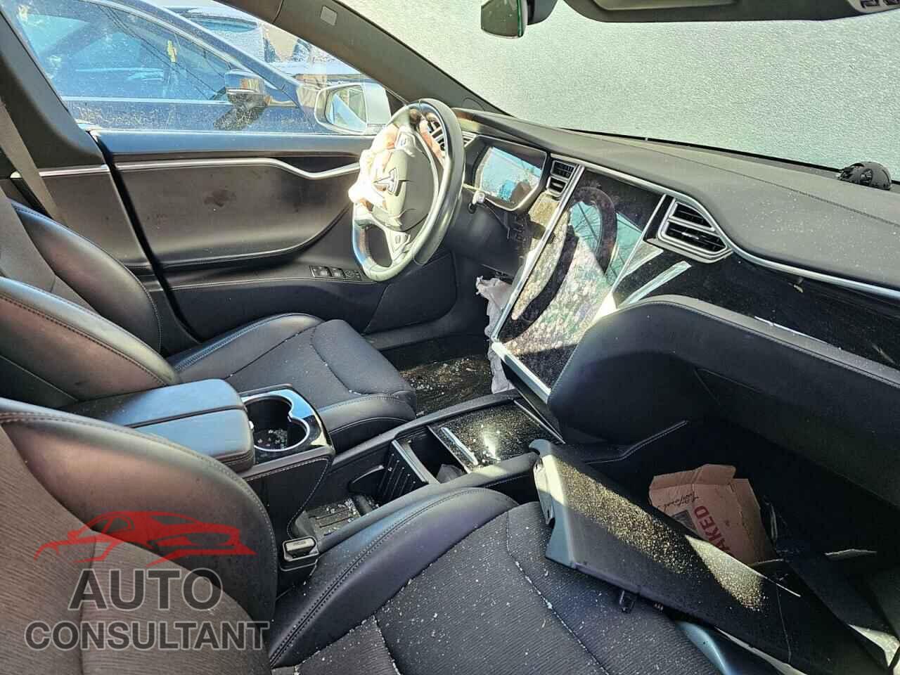 TESLA MODEL S 2017 - 5YJSA1E28HF210641
