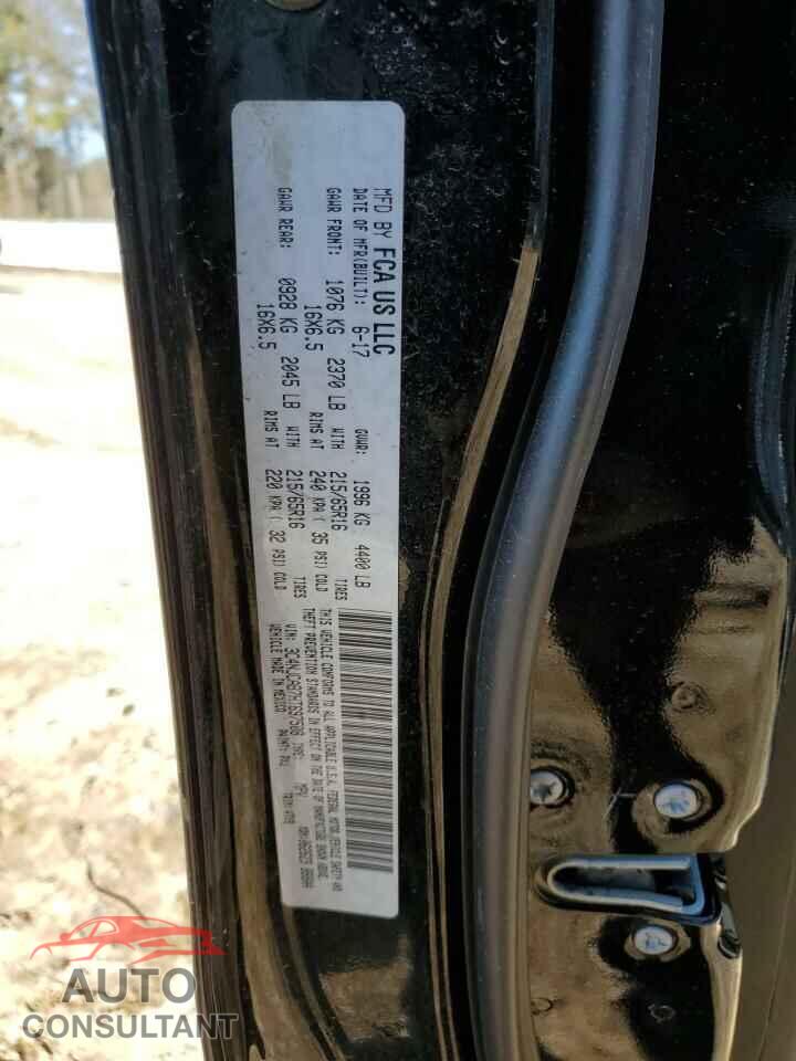 JEEP COMPASS 2017 - 3C4NJCAB7HT697508