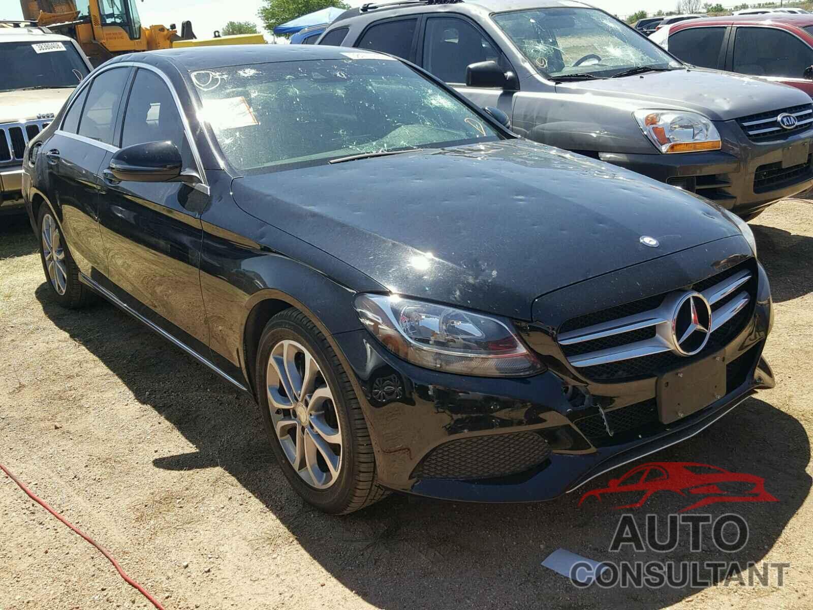 MERCEDES-BENZ C300 2016 - 55SWF4JB2GU116813