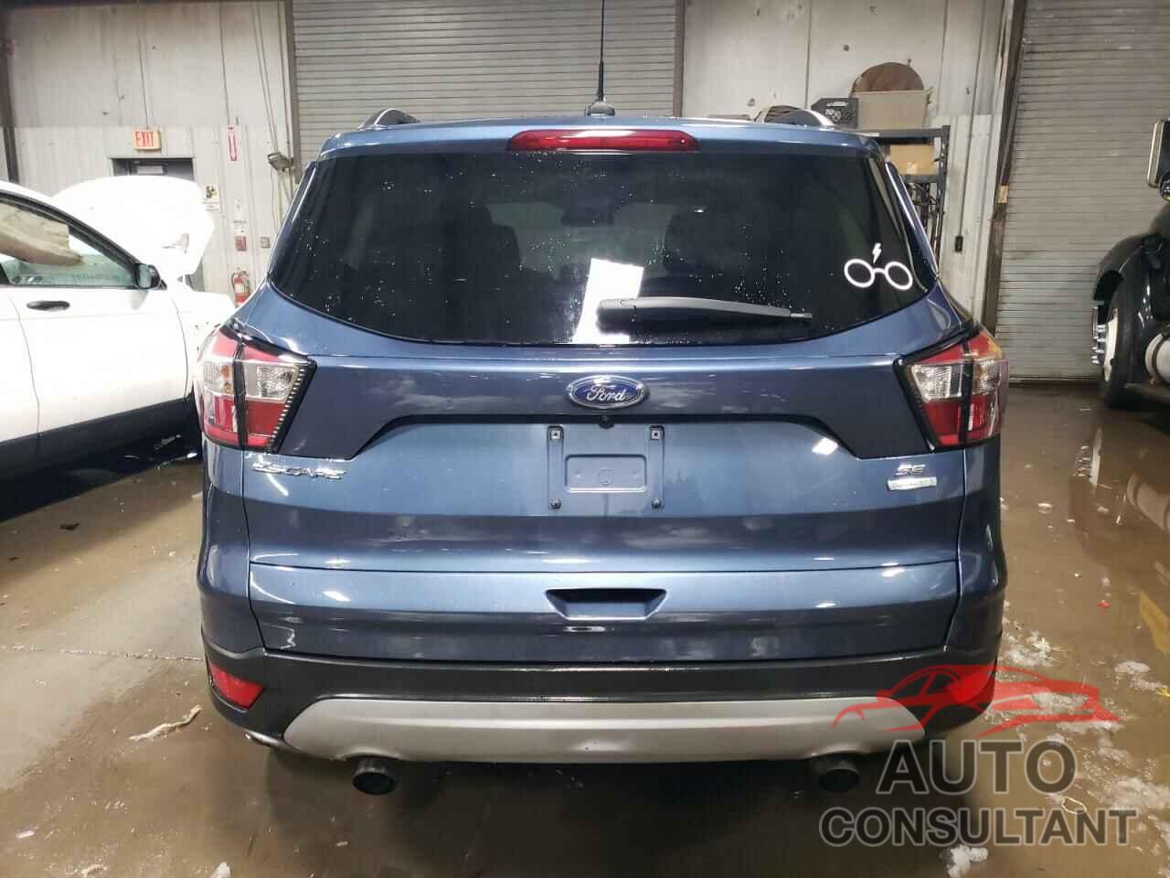 FORD ESCAPE 2018 - 1FMCU0GD6JUB38139