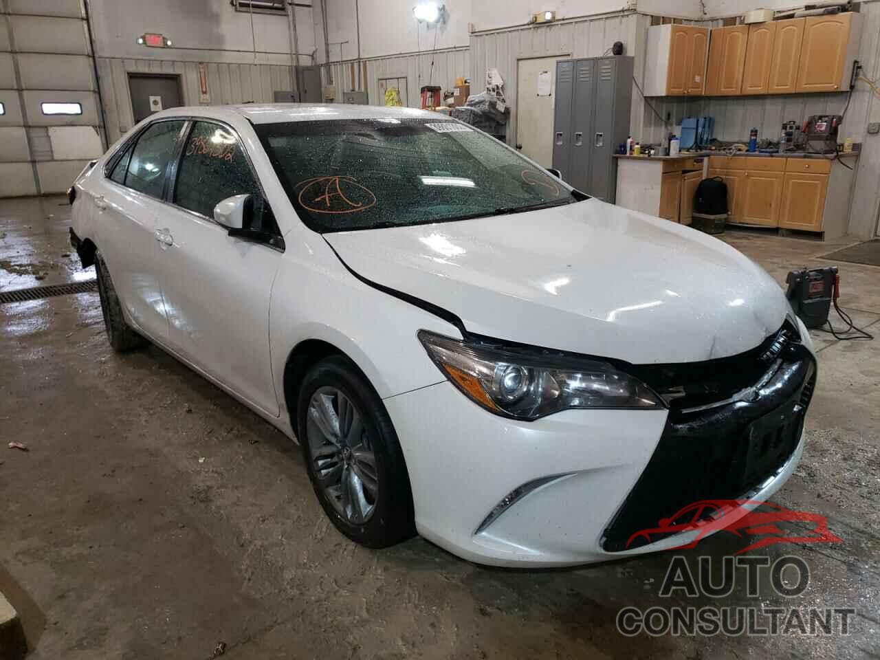TOYOTA CAMRY 2016 - 4T1BF1FK9GU240314