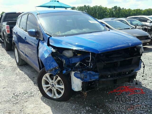 FORD ESCAPE 2017 - 1FMCU0GD5HUE93930