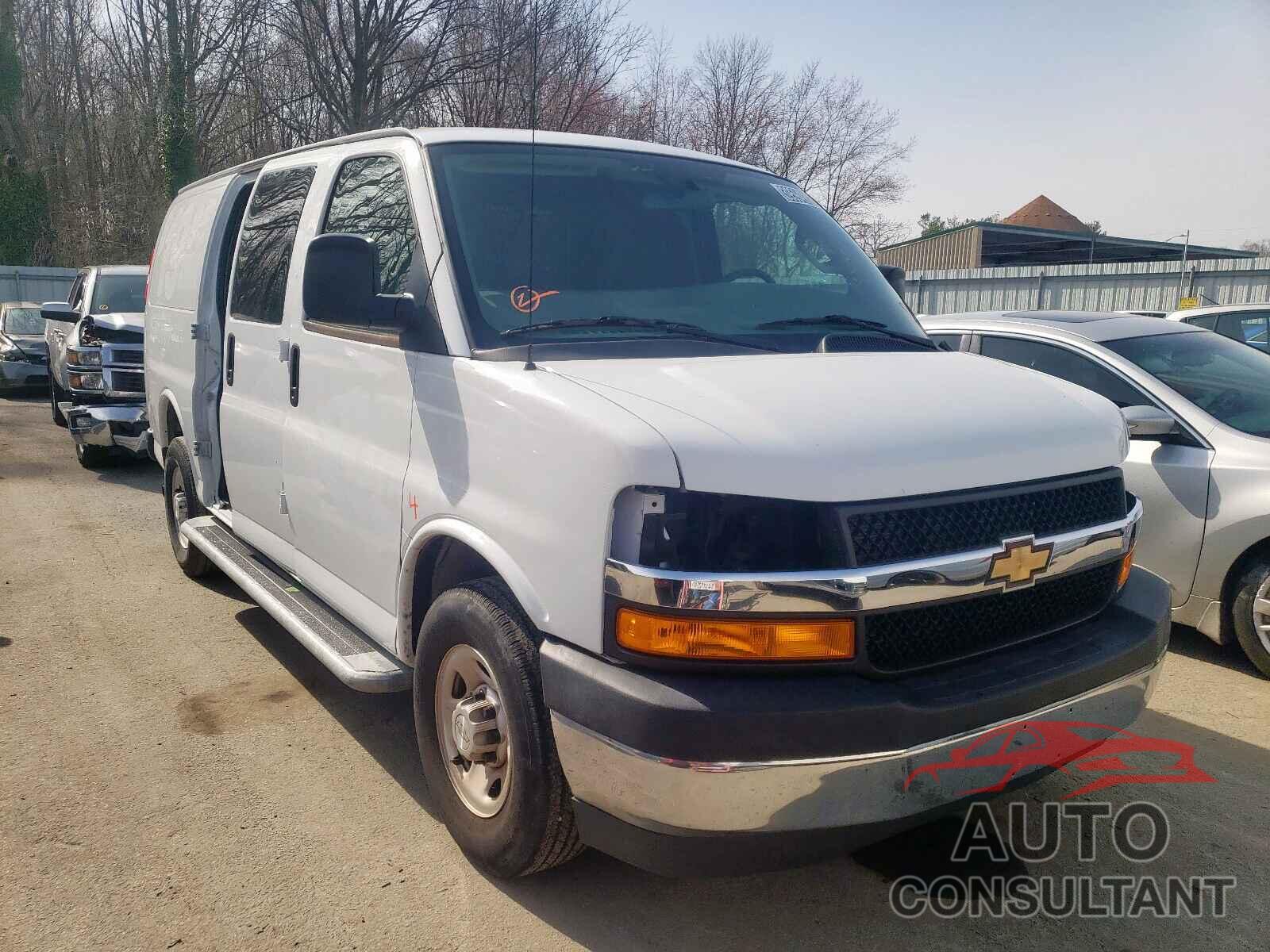 CHEVROLET EXPRESS 2019 - 1GCWGAFG1K1361184