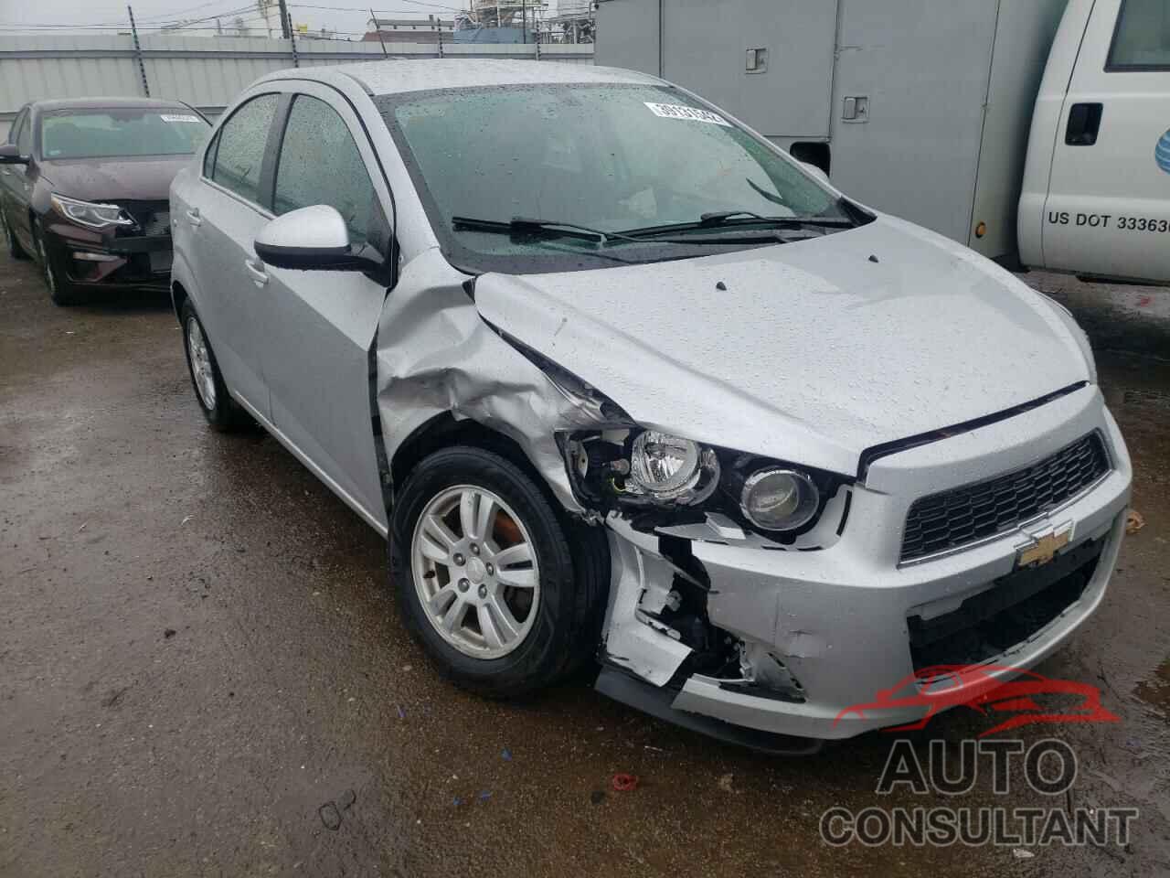 CHEVROLET SONIC 2016 - 1G1JC5SH2G4116484