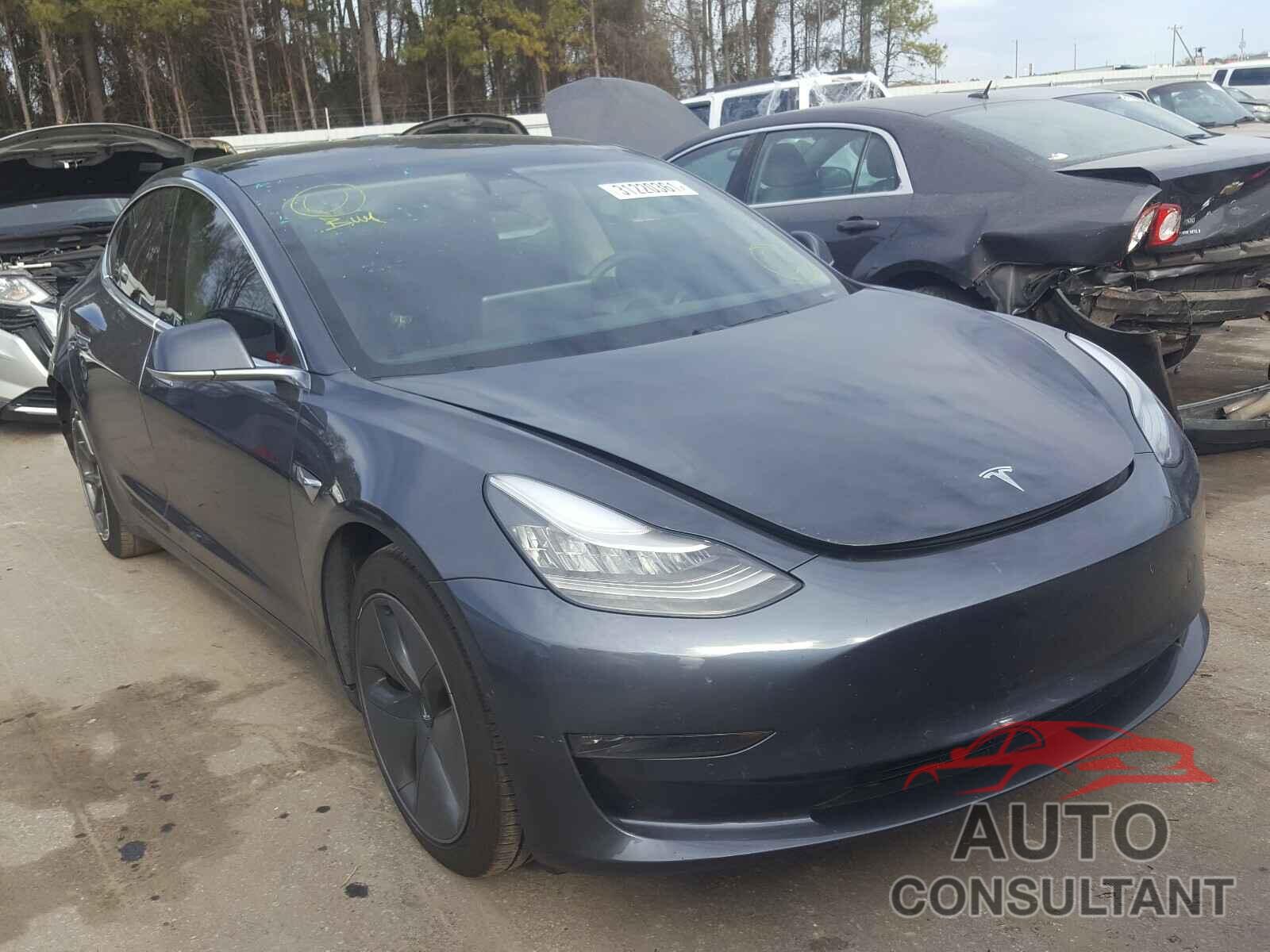 TESLA MODEL 3 2019 - 5YJ3E1EB3KF533317