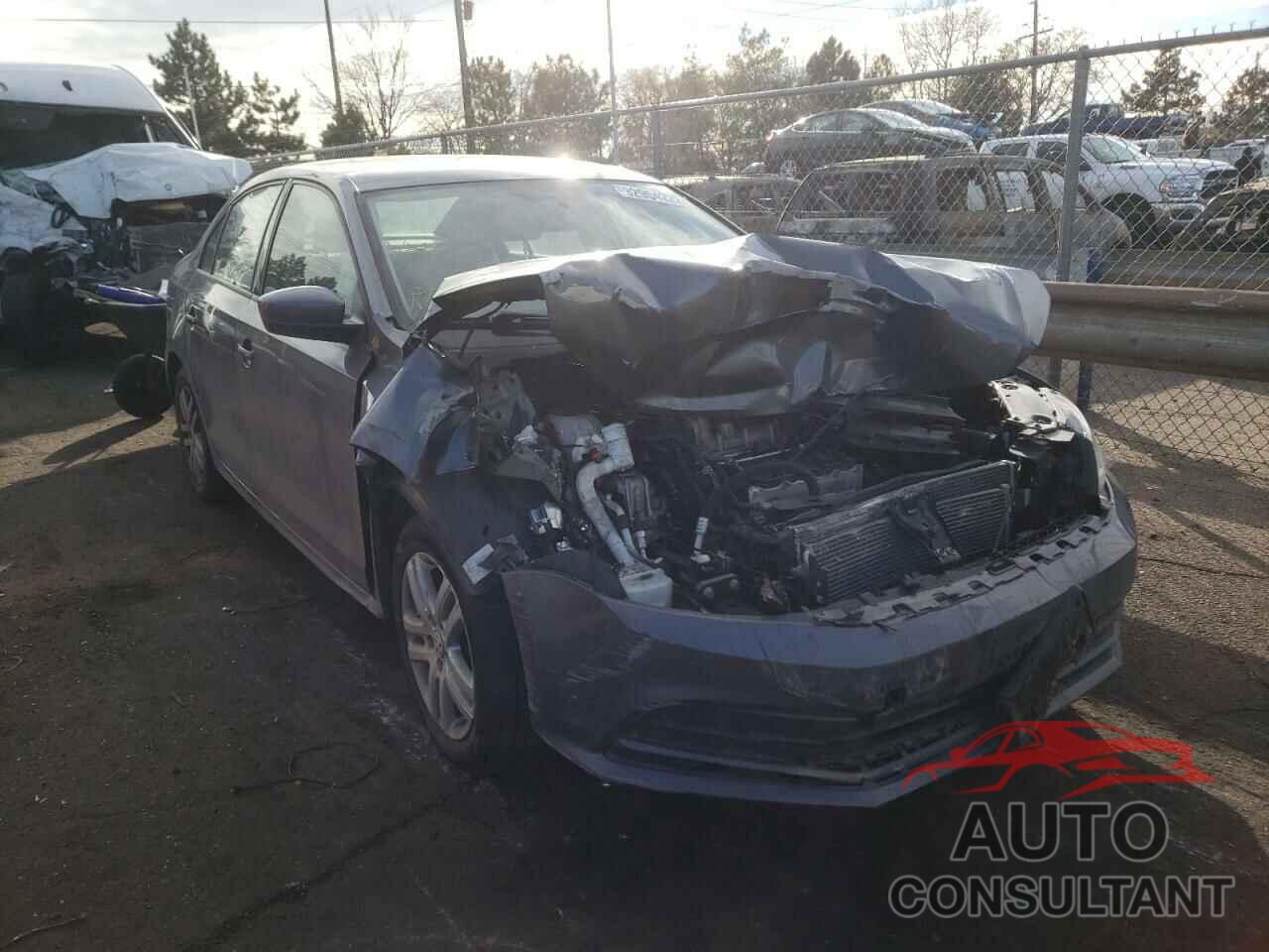 VOLKSWAGEN JETTA 2018 - 3VW2B7AJ6JM256271