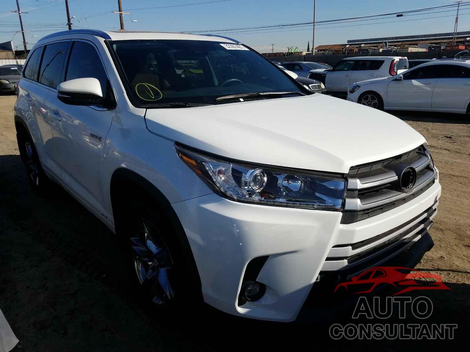 TOYOTA HIGHLANDER 2019 - 5TDDGRFH4KS061611