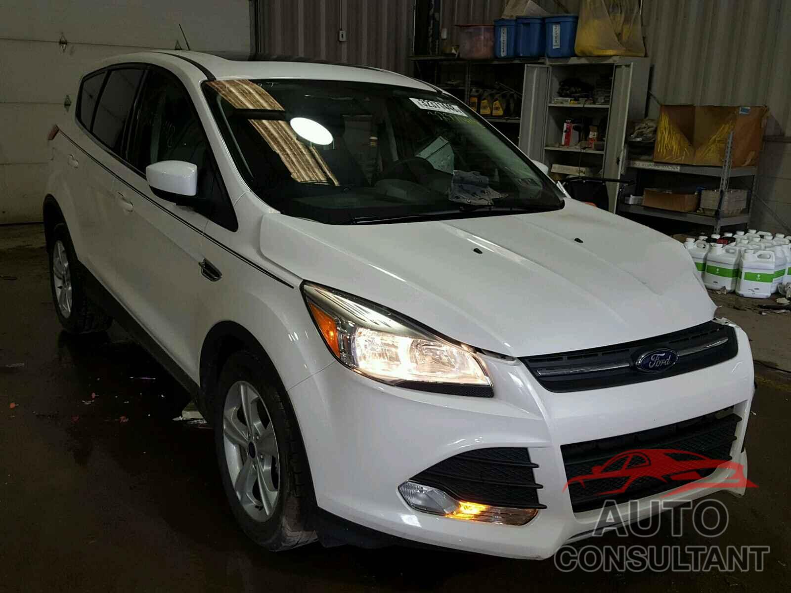 FORD ESCAPE 2015 - 1FMCU9GX2FUB46728