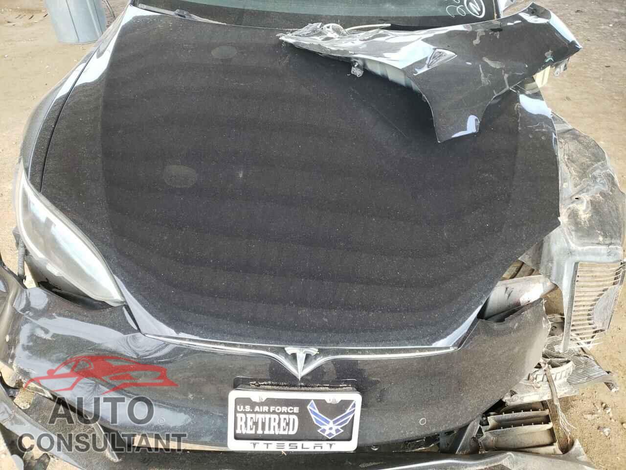 TESLA MODEL S 2017 - 5YJSA1E23HF220963