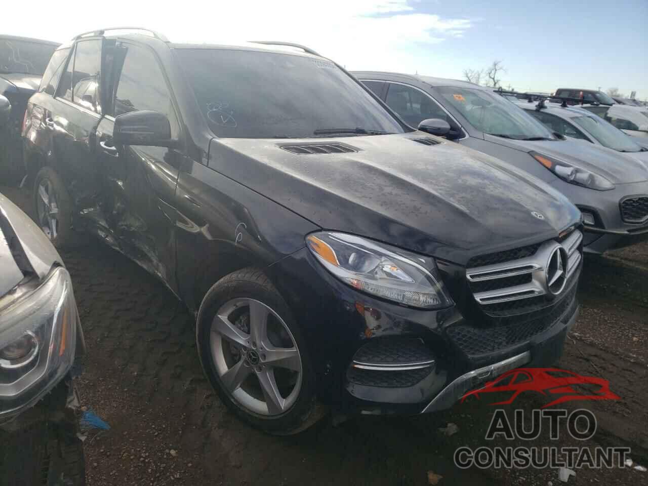 MERCEDES-BENZ GLE-CLASS 2018 - 1VWAA7A39JC027326