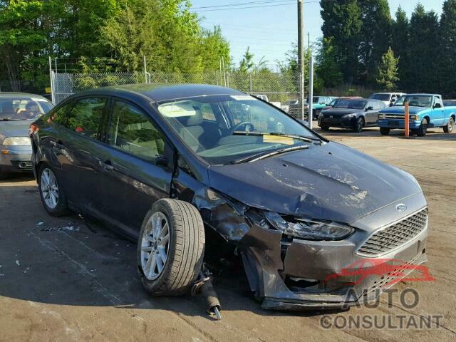 FORD FOCUS 2015 - 1FADP3F29FL270297