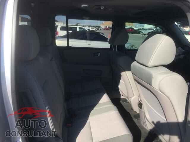HONDA PILOT 2015 - 3VV3B7AX3JM133590