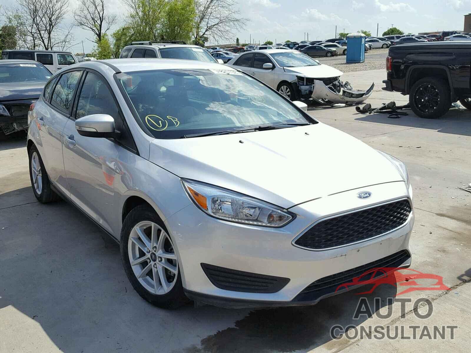 FORD FOCUS 2016 - 1FADP3K22GL204844