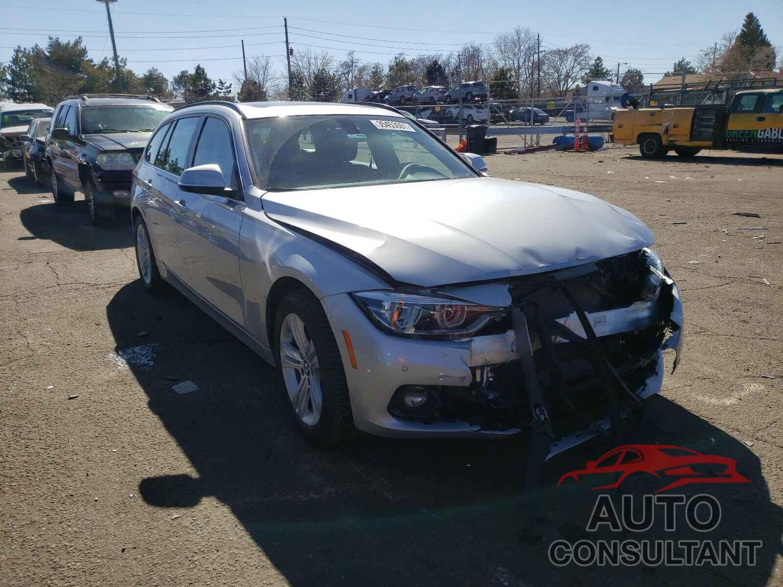 BMW 3 SERIES 2018 - WBA8K3C57JA024147
