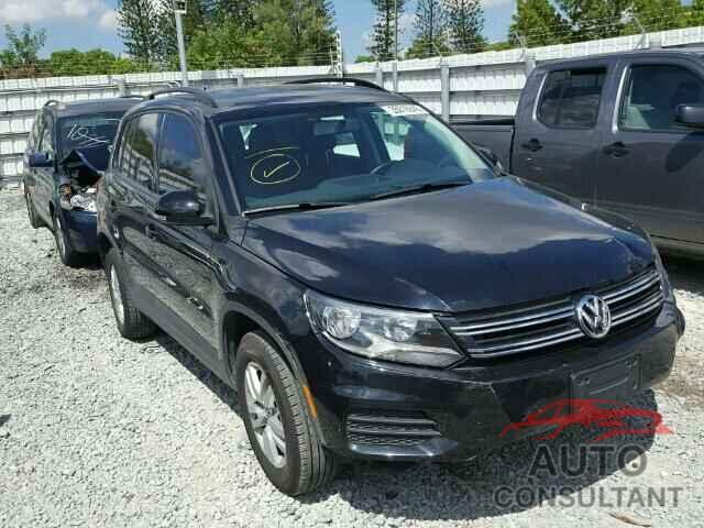 VOLKSWAGEN TIGUAN 2015 - WVGAV7AXXFW549815