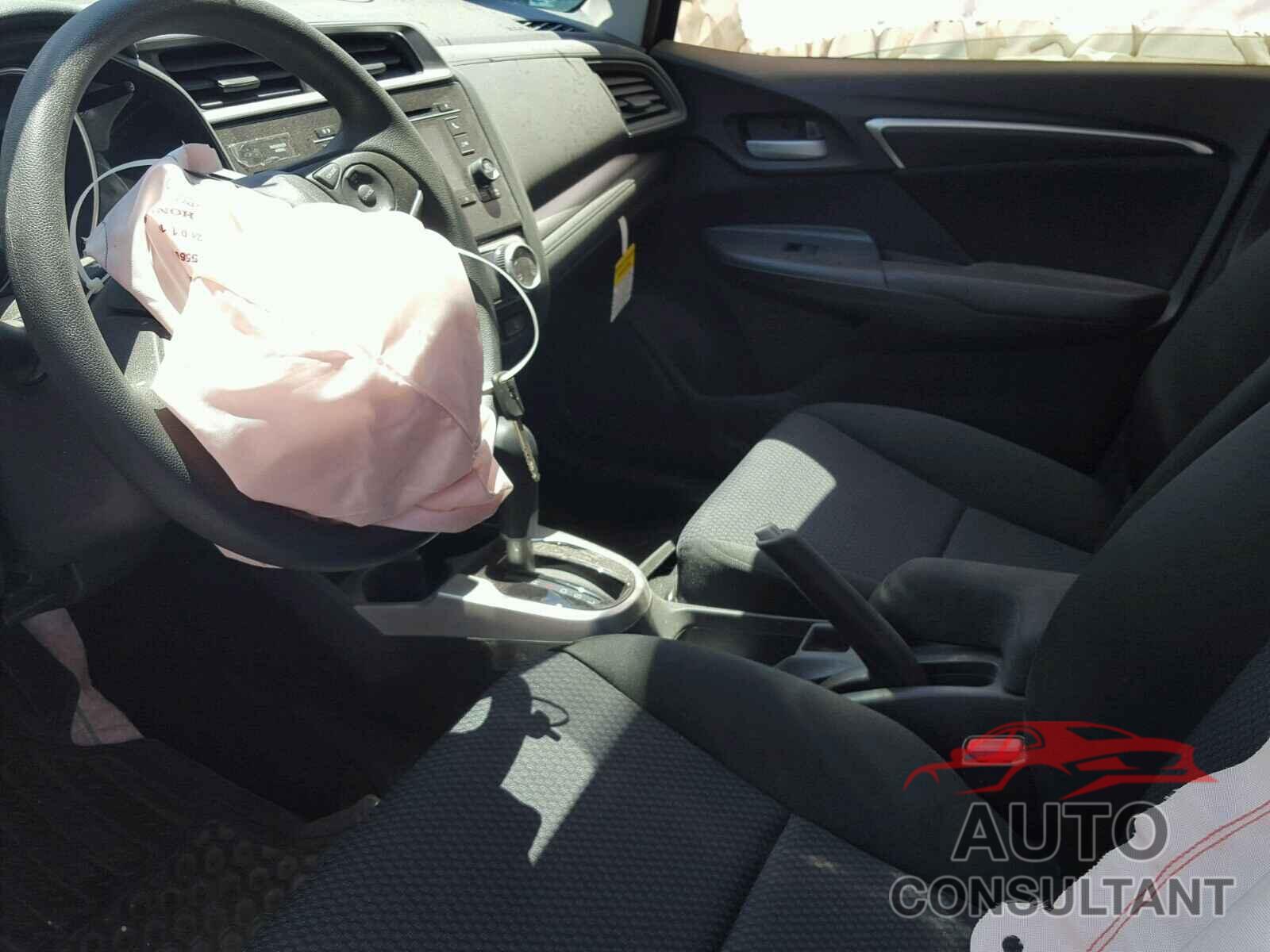 HONDA FIT 2018 - 3HGGK5H48JM733166