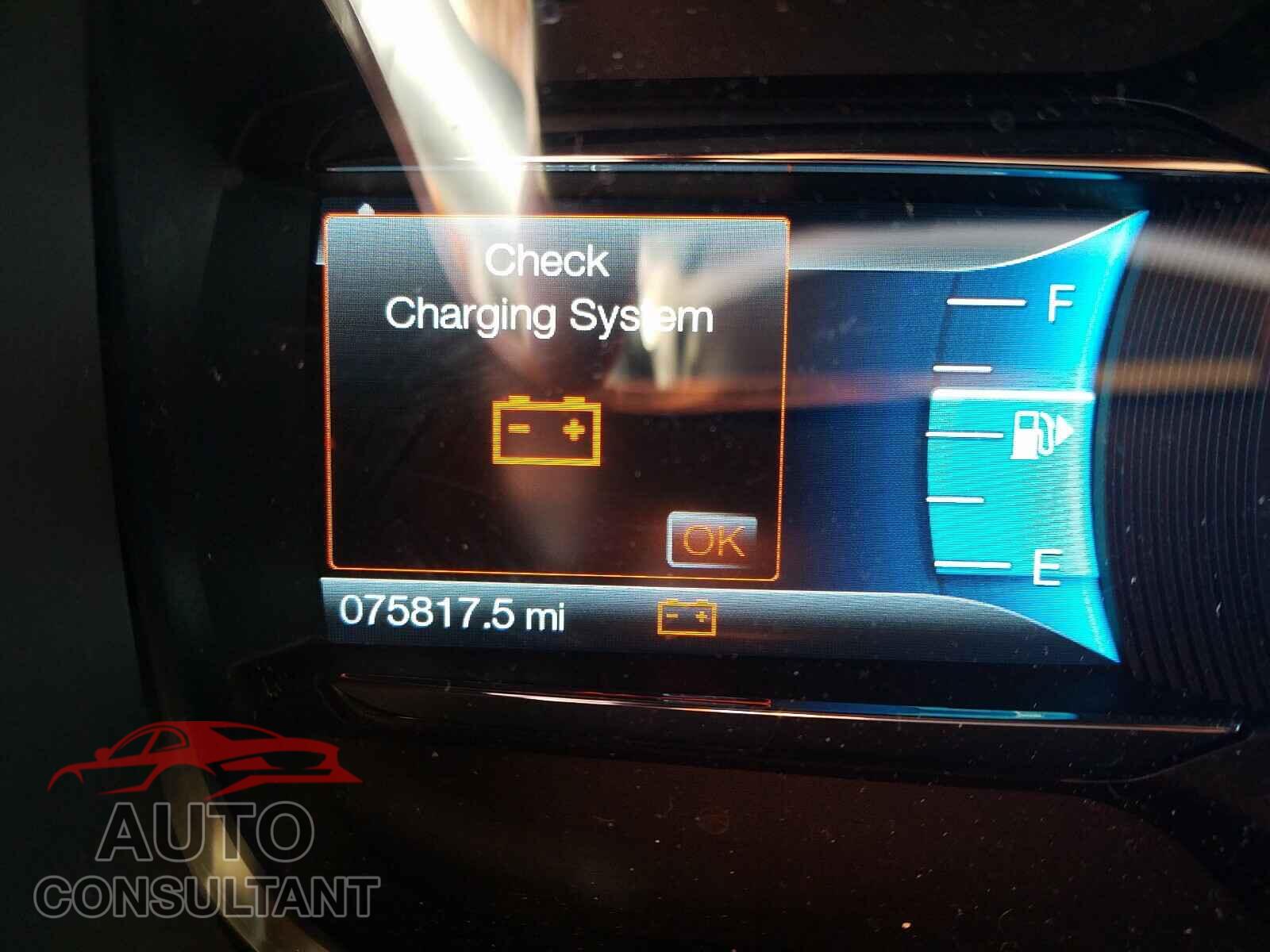 FORD TAURUS 2018 - 1FAHP2E85JG100862