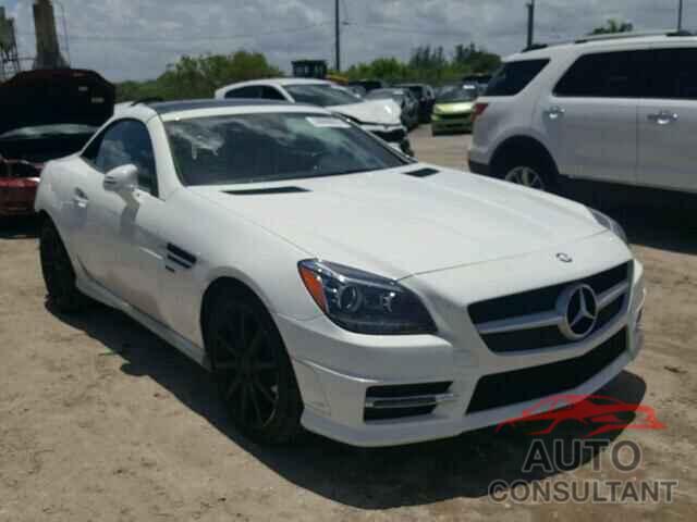 MERCEDES-BENZ SLK250 2015 - WDDPK4HA8FF110707