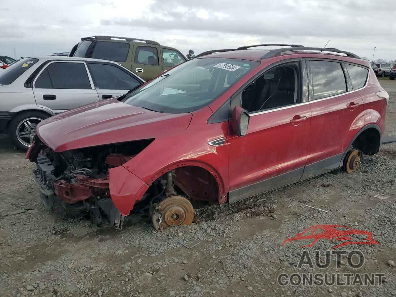 FORD ESCAPE 2017 - 1FMCU9G94HUB02945
