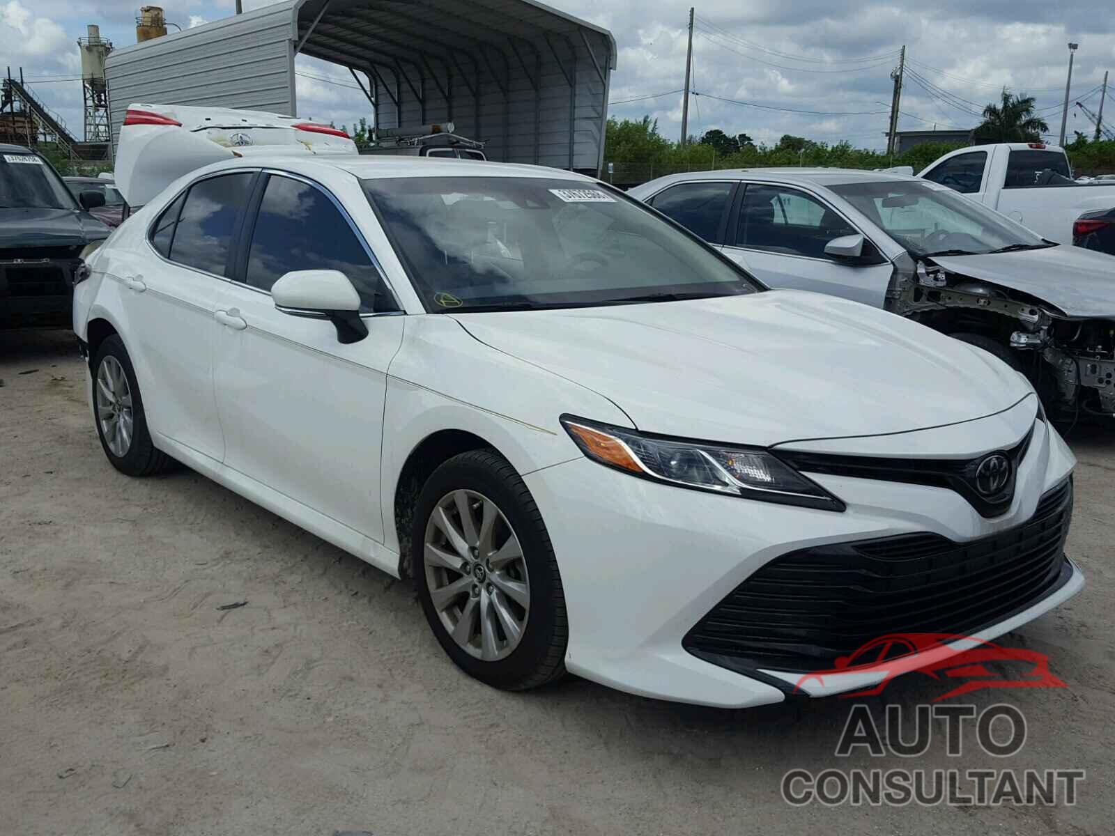 TOYOTA CAMRY 2018 - JTNB11HK3J3027464