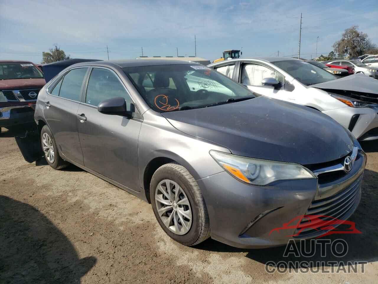 TOYOTA CAMRY 2016 - 4T4BF1FK5GR571560
