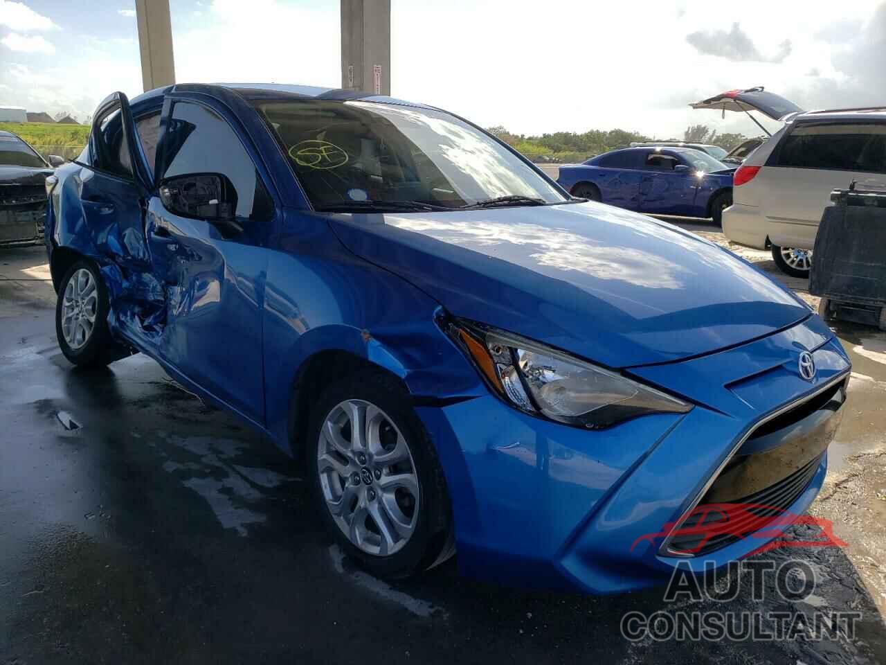 TOYOTA YARIS 2017 - 3MYDLBYV1HY178068