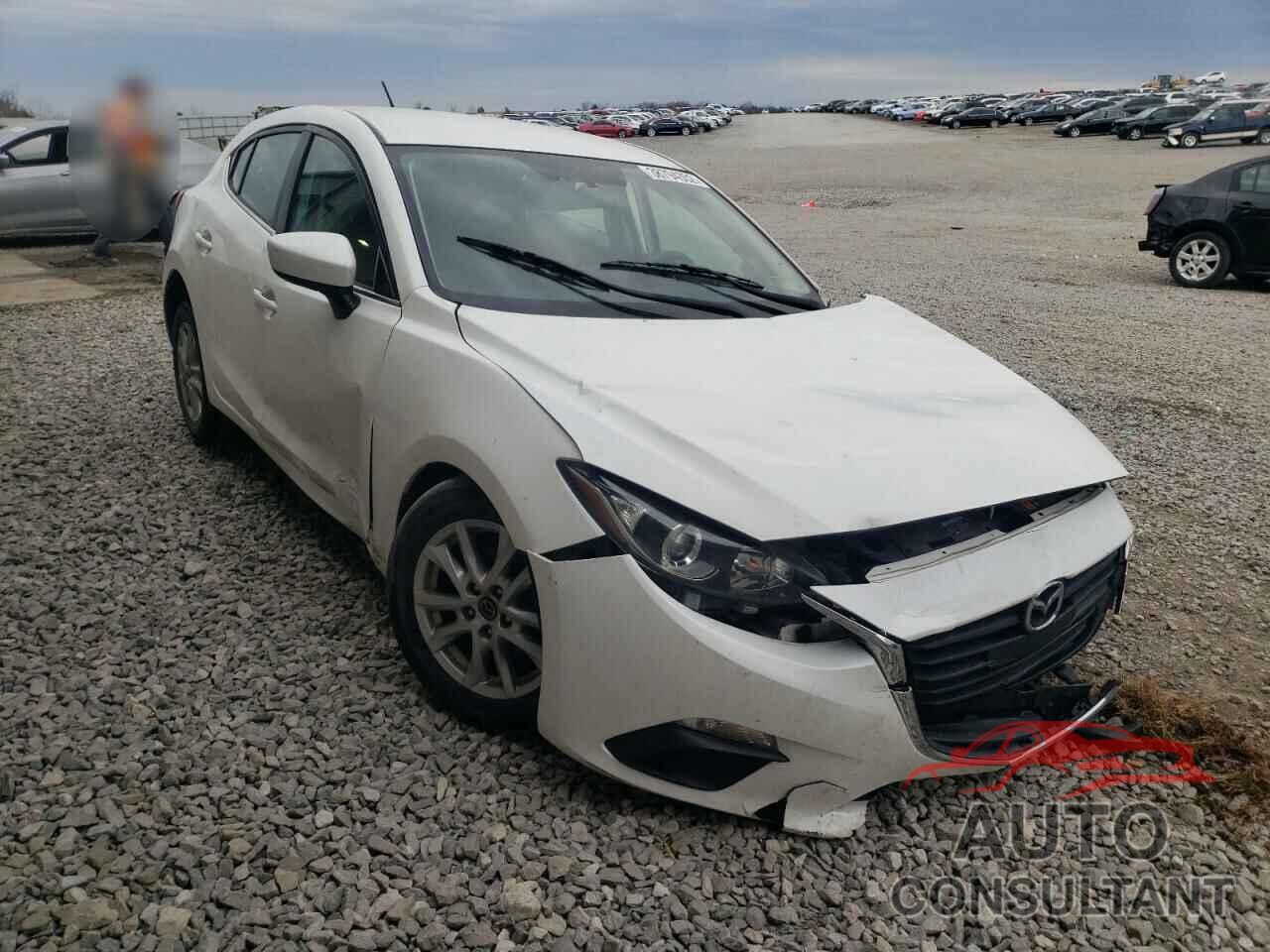 MAZDA 3 2016 - 3MZBM1K71GM259419