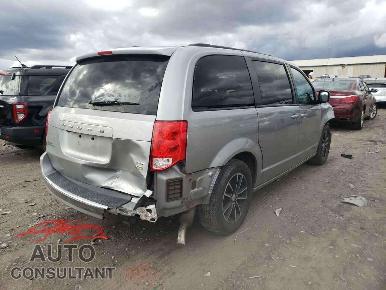 DODGE CARAVAN 2018 - 2C4RDGEG9JR324064
