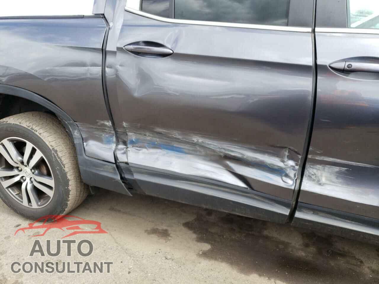 HONDA RIDGELINE 2017 - 5FPYK3F42HB022076