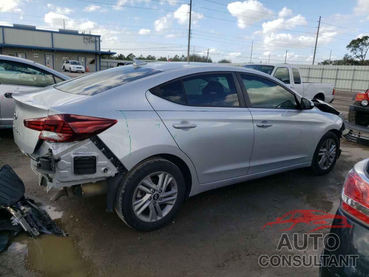 HYUNDAI ELANTRA 2020 - 5NPD84LF8LH540754