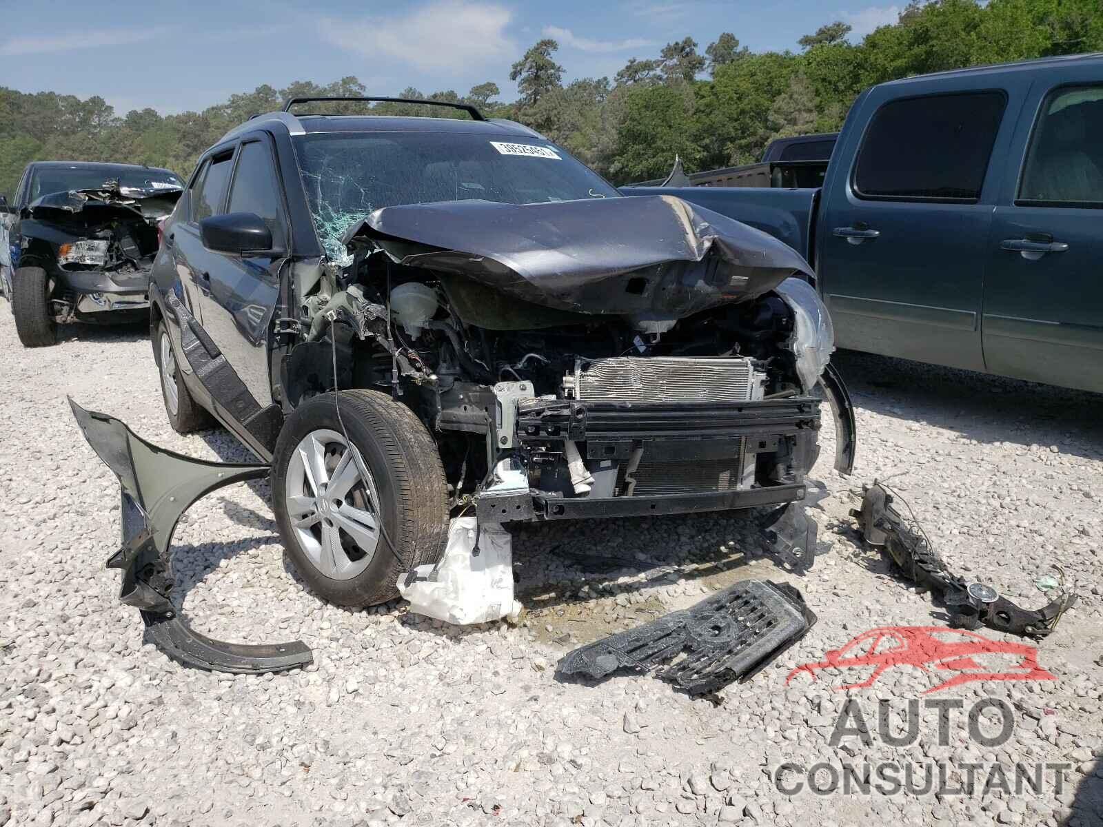 NISSAN KICKS 2019 - 3N1CP5CU9KL557261