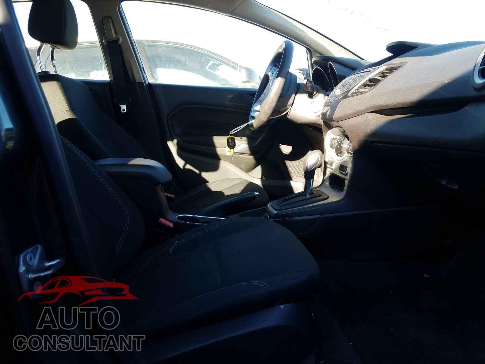 FORD FIESTA 2017 - 3FADP4EJ8HM169560