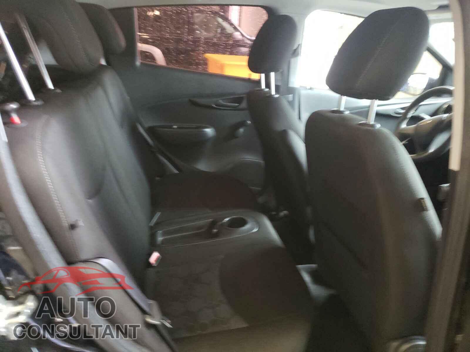 CHEVROLET SPARK 2017 - KL8CB6SA8HC823634
