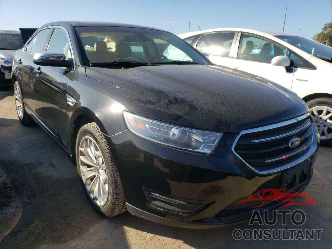 FORD TAURUS 2018 - 1FAHP2F80JG130334