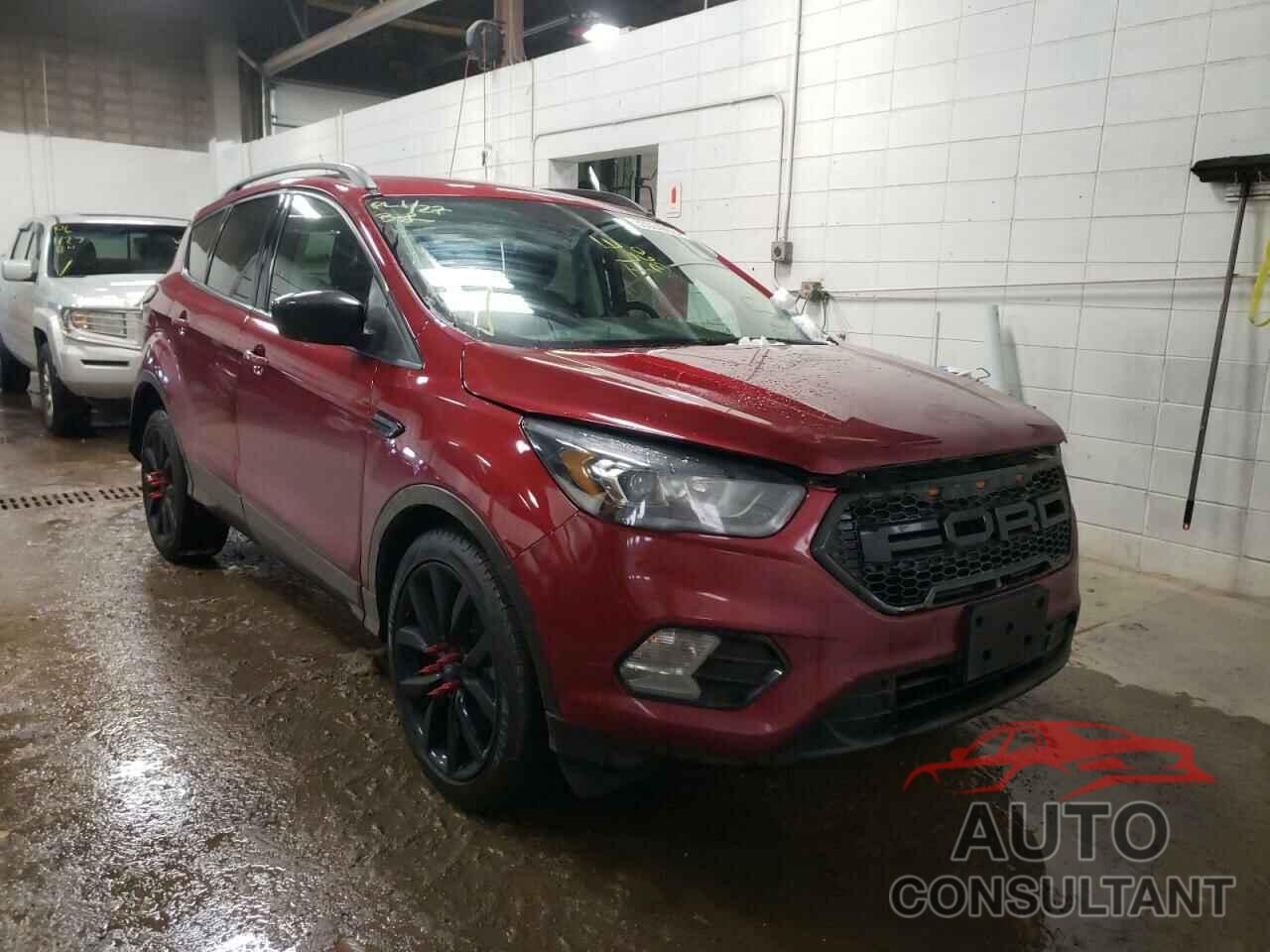 FORD ESCAPE 2018 - 1FMCU9GD4JUC07589